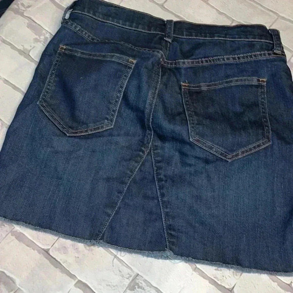 Gap jean denim skirt - Picture 2 of 3